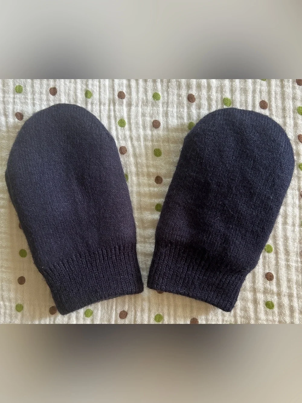 Primary Purple Grape Cozy Lined Kids Mittens